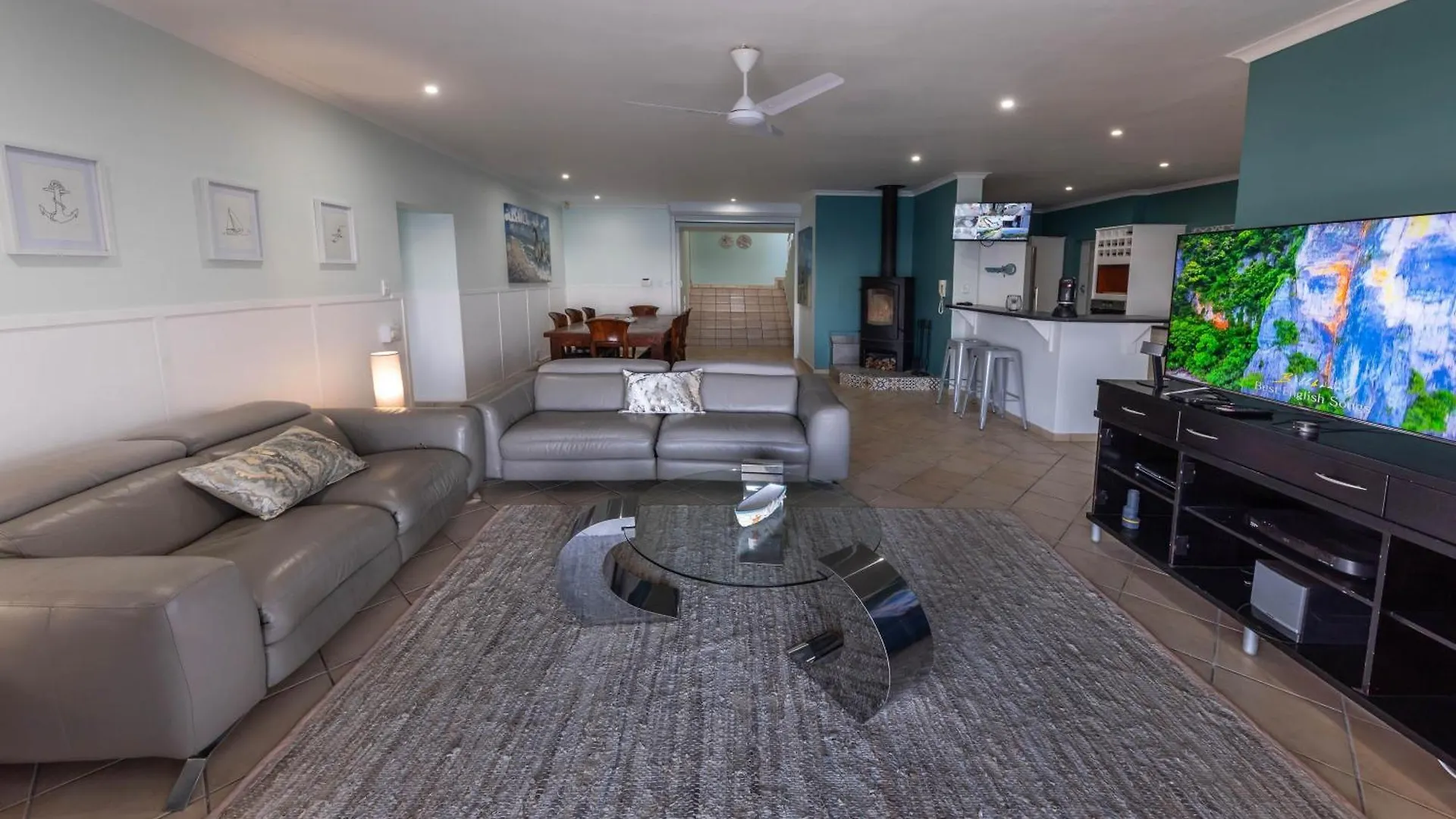 Ocean Views, Sleeps 6 In 3 Bedrooms, 3 Bathrooms Cape Town Daire